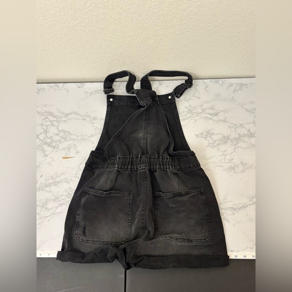 No Boundaries Denim Bib Skater Overall Shorts Junior M 7-9 Black Distressed - Picture 4 of 8